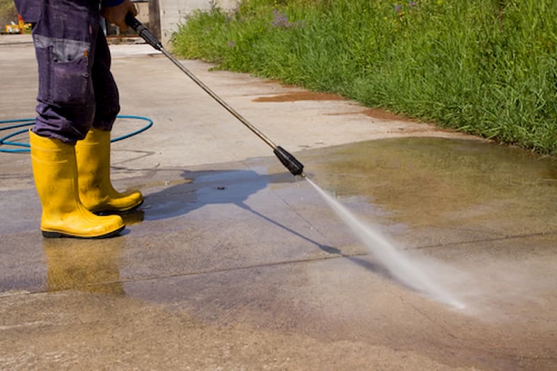 Driveway cleaning in Bedofrd NY